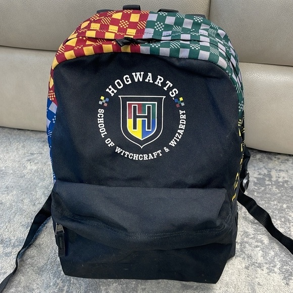VANS x Harry Potter Hogwarts Backpack Black Multi House Colors School Unisex - Picture 2 of 16